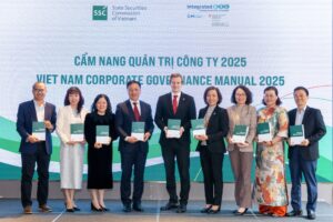 RA MẮT CẨM NANG QUẢN TRỊ CÔNG TY 2025